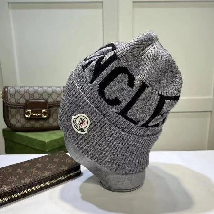 Moncler  grey unisex Hat (delivery 7-21 days)