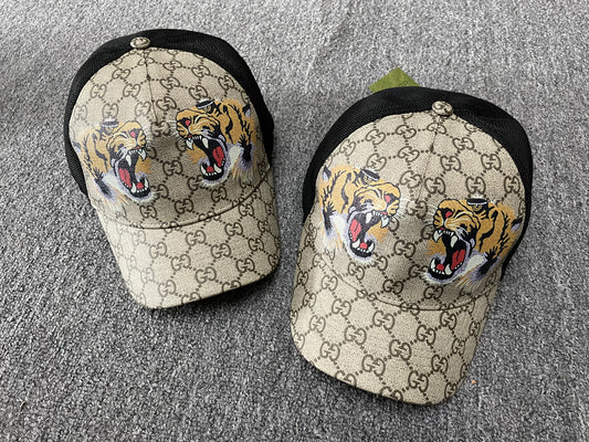 GG tiger khaki unisex Hat ( delivery 1-3 days)