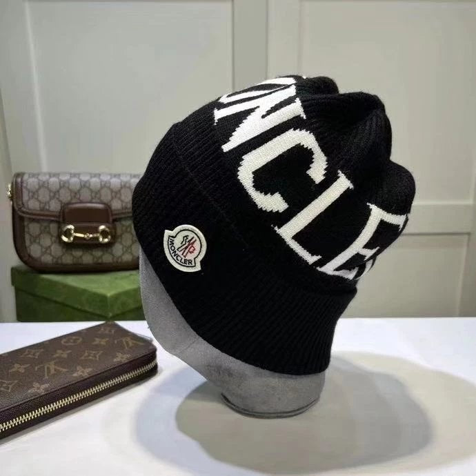 Moncler black unisex Hat (delivery 7-21 days)